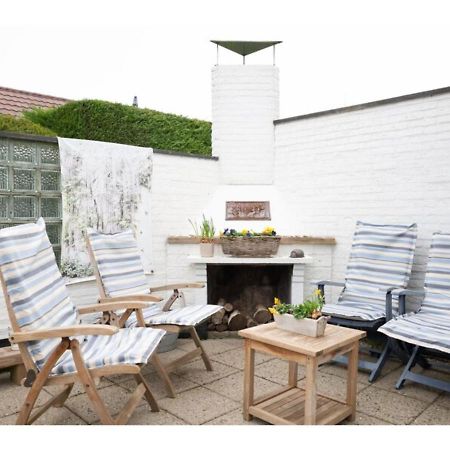 Quiet Location Yet Close To The Beach And Center Large Enclosed Garden Renesse Exterior photo