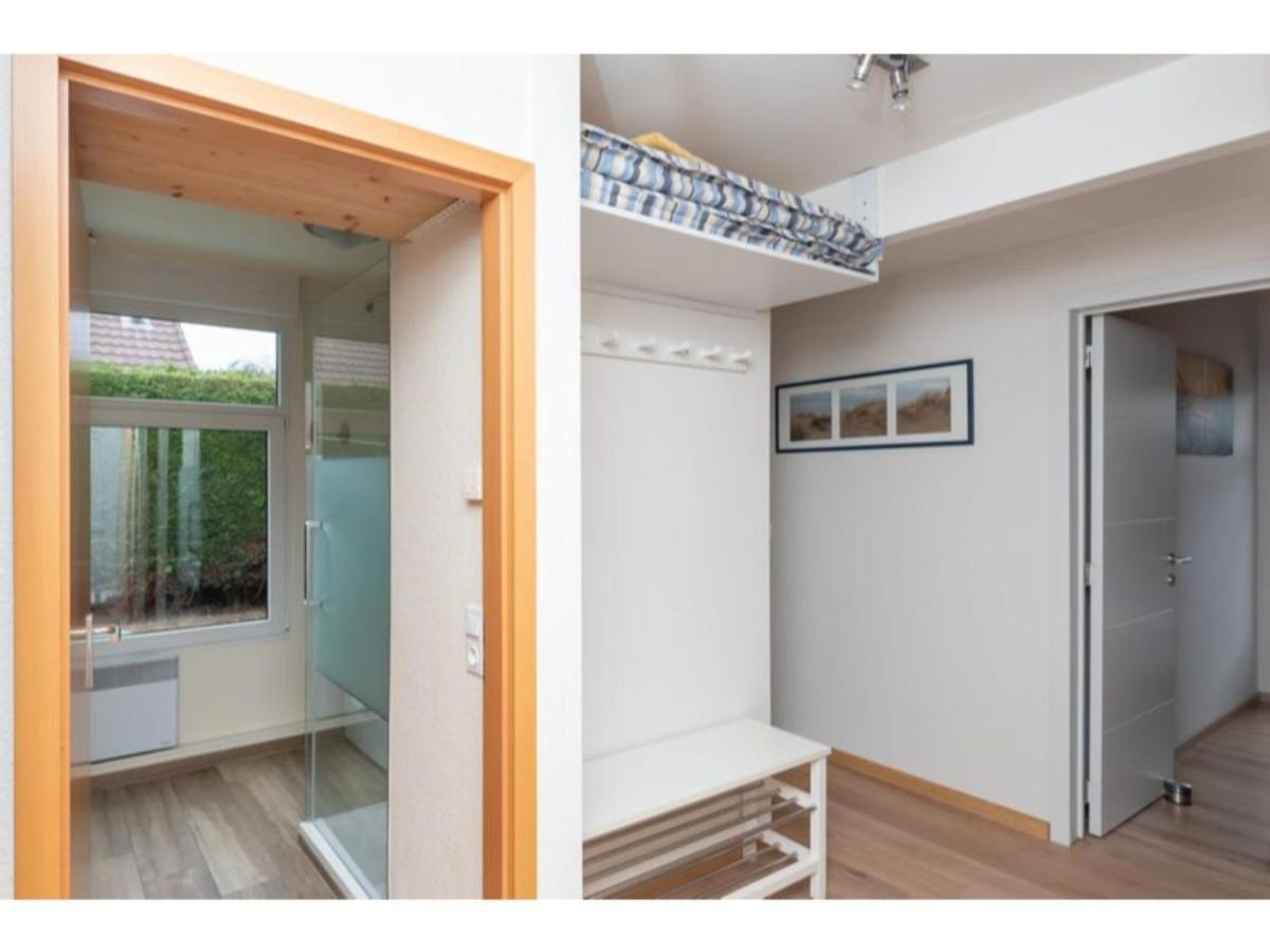 Quiet Location Yet Close To The Beach And Center Large Enclosed Garden Renesse Exterior photo